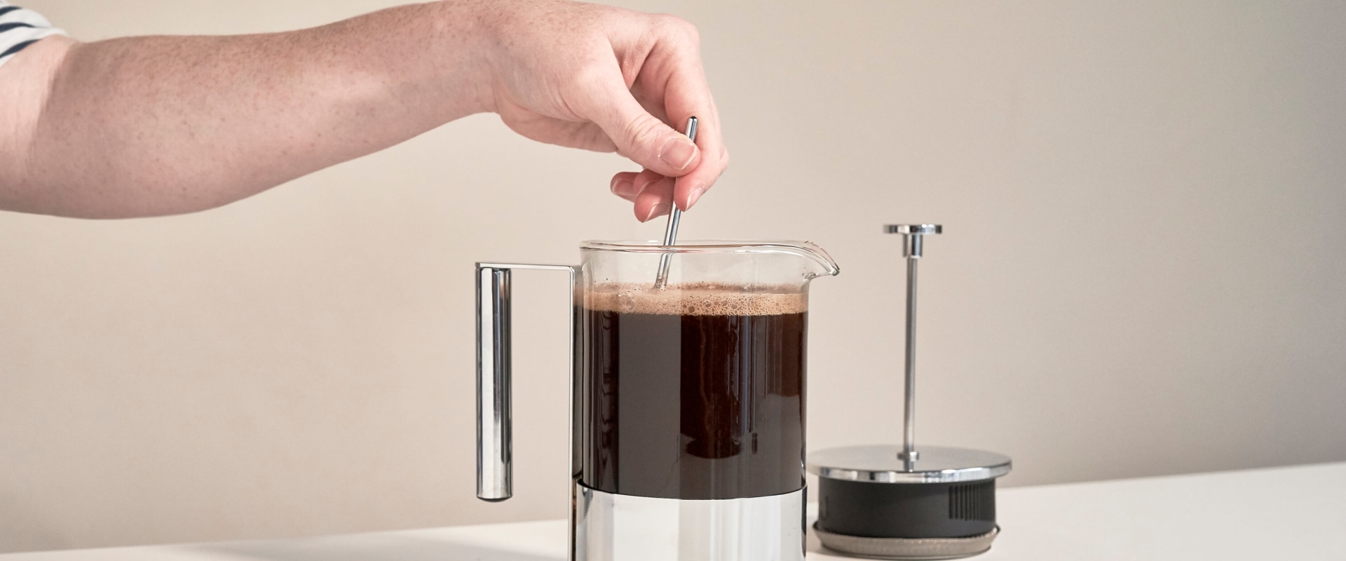 How long should french press steep before pressing?