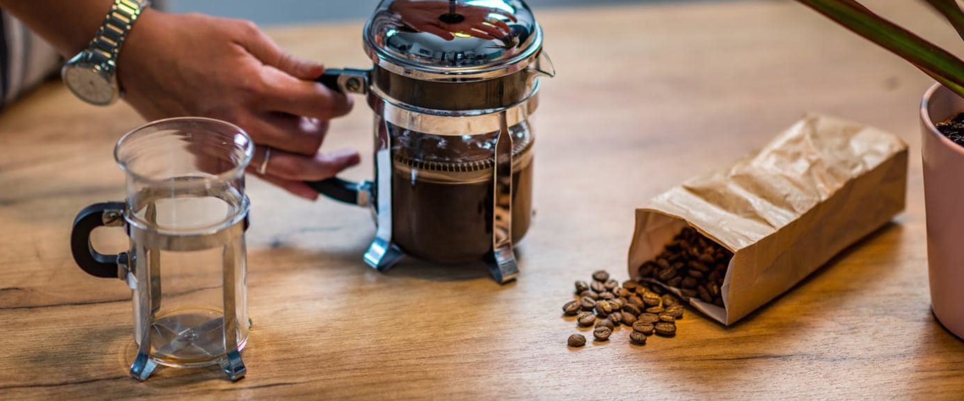 Can café bustelo be used as instant coffee?