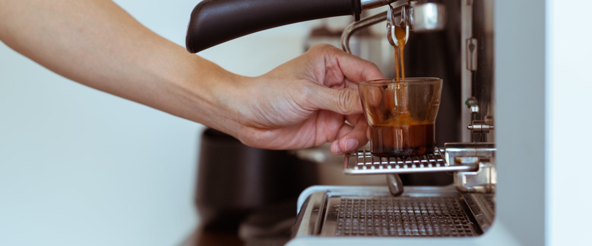 Can you boil water with a coffee maker?
