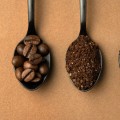 How many scoops of coffee should i use for 4 cups?