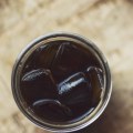 How much caffeine is in cold brew vs nitro?